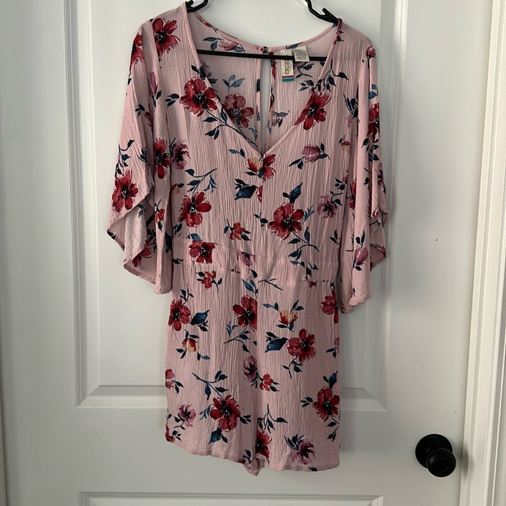 Pink floral flowy romper